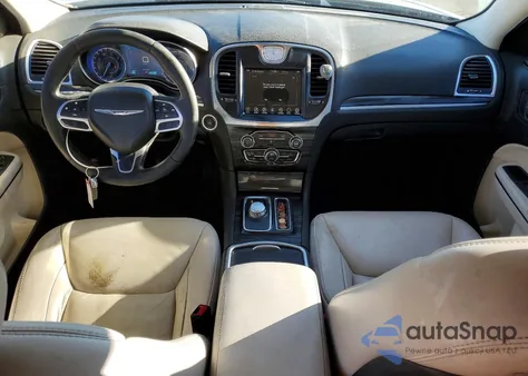 2017 Chrysler 300 Limited z USA, uszkodzony, nr VIN 2C3CCARG9HH597087